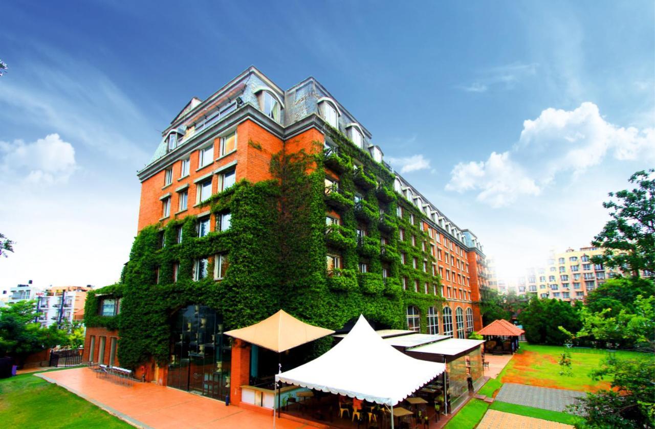 Hotel Royal Orchid Bangalore Ngoại thất bức ảnh
