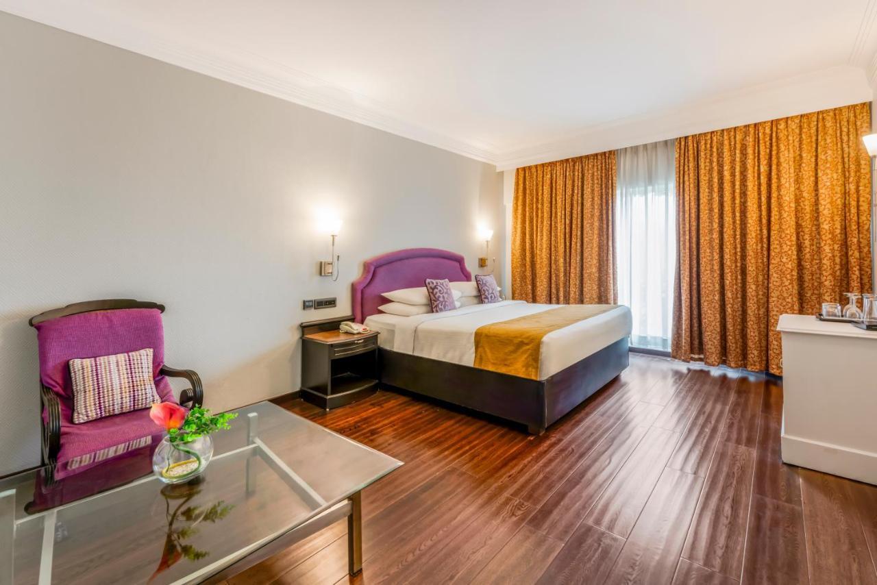 Hotel Royal Orchid Bangalore Ngoại thất bức ảnh