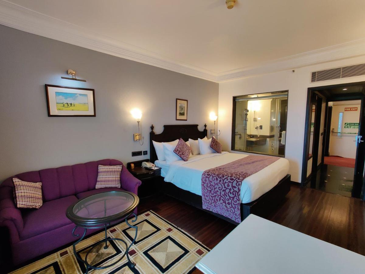 Hotel Royal Orchid Bangalore Ngoại thất bức ảnh