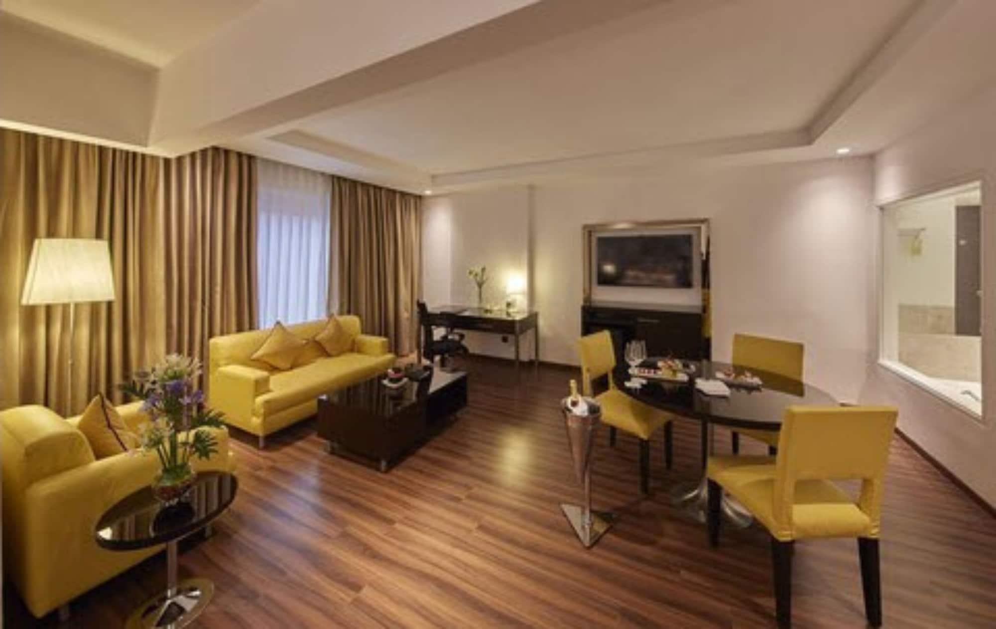 Hotel Royal Orchid Bangalore Ngoại thất bức ảnh