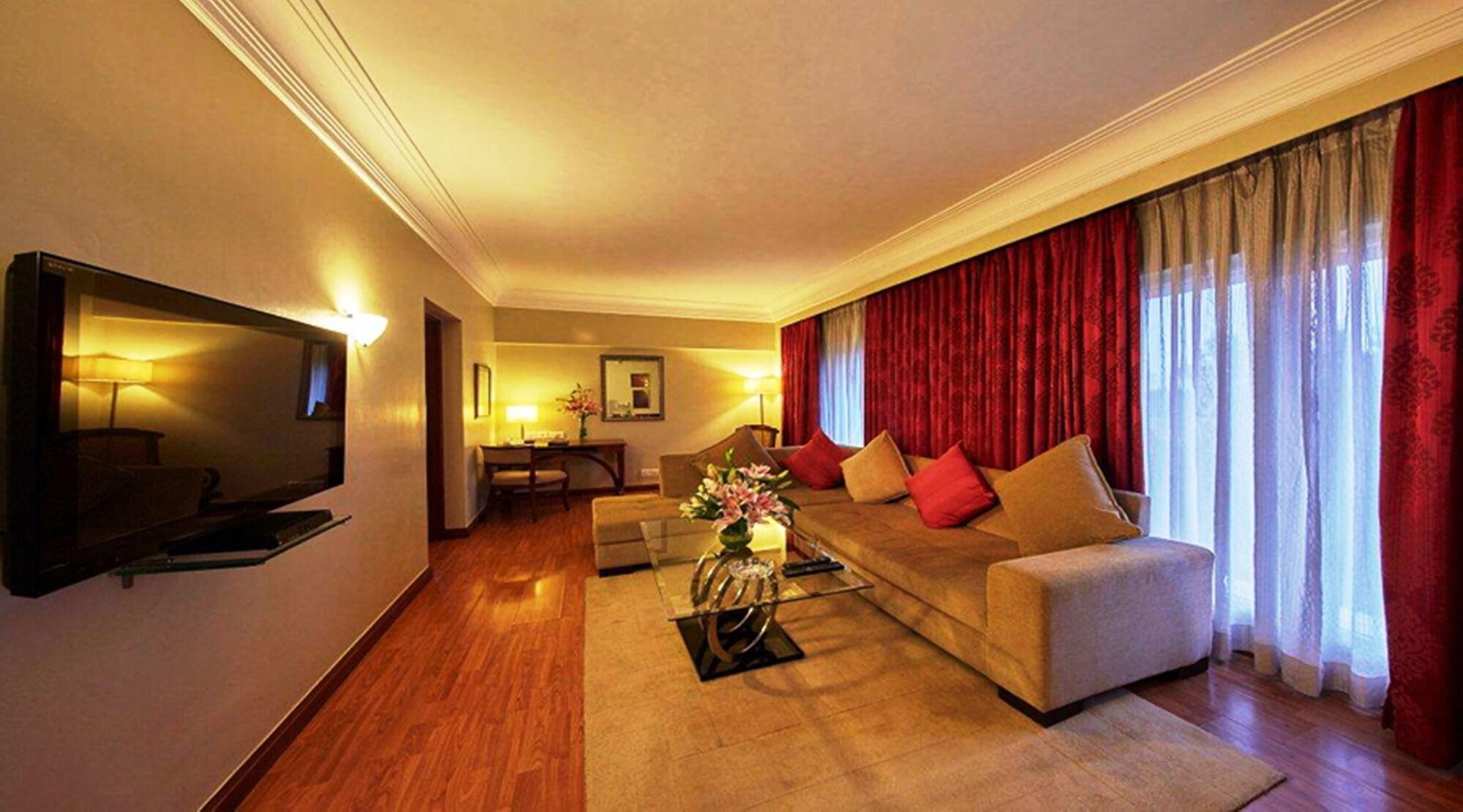 Hotel Royal Orchid Bangalore Ngoại thất bức ảnh