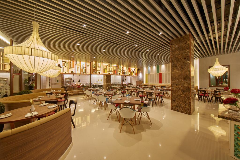 Hotel Royal Orchid Bangalore Ngoại thất bức ảnh