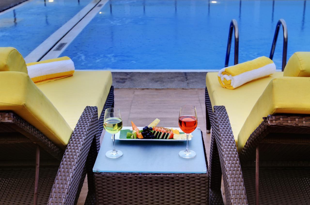 Hotel Royal Orchid Bangalore Ngoại thất bức ảnh