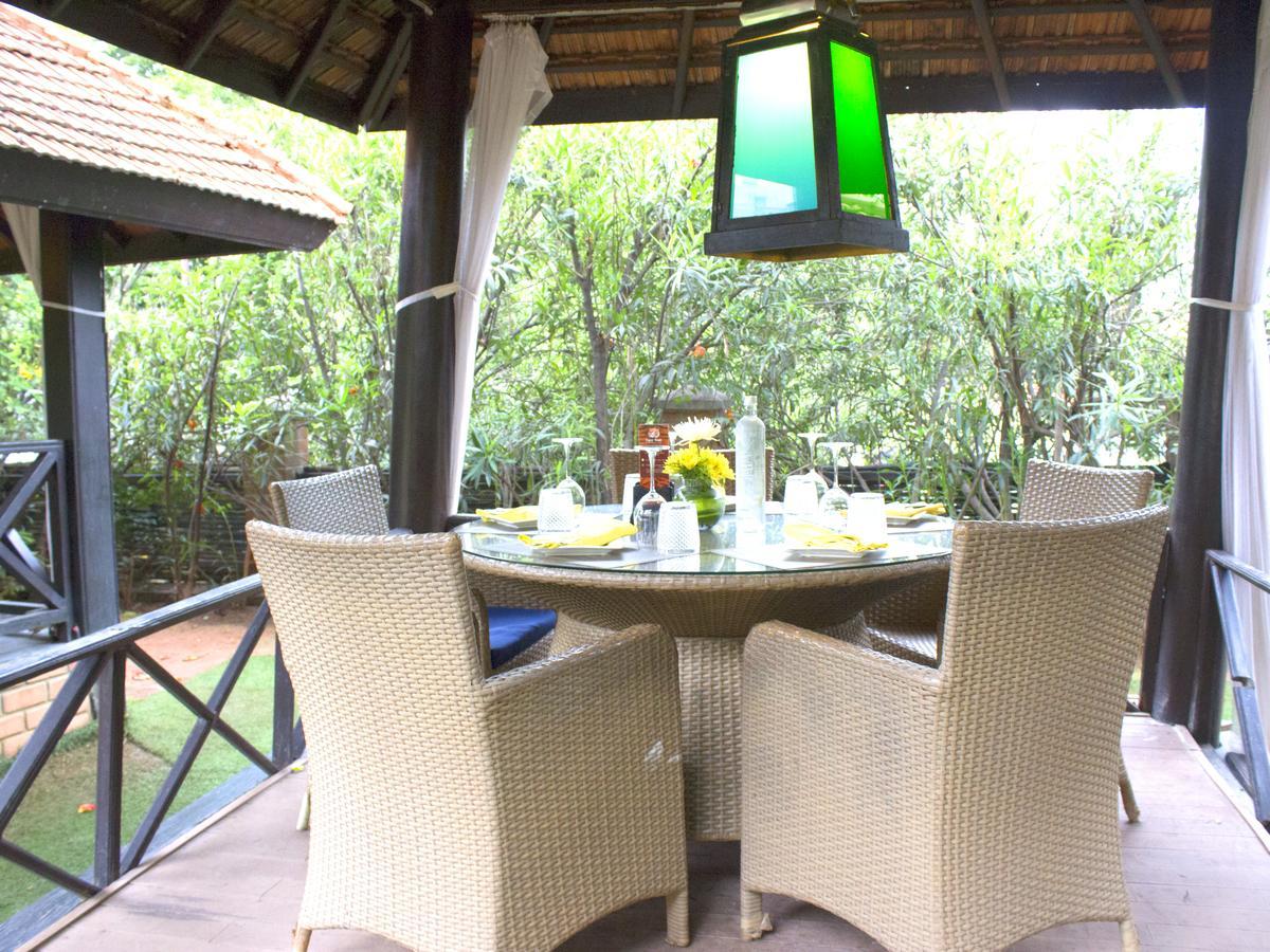 Hotel Royal Orchid Bangalore Ngoại thất bức ảnh
